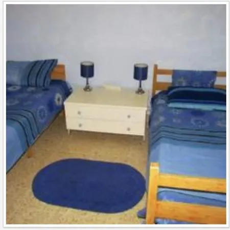 Δωμάτια σε οικογενειακή κατοικία Marjoe ,female Guest Only